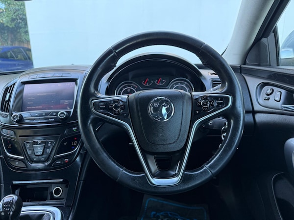 Used Vauxhall Insignia 2015 for sale - 76188612: Photo 32