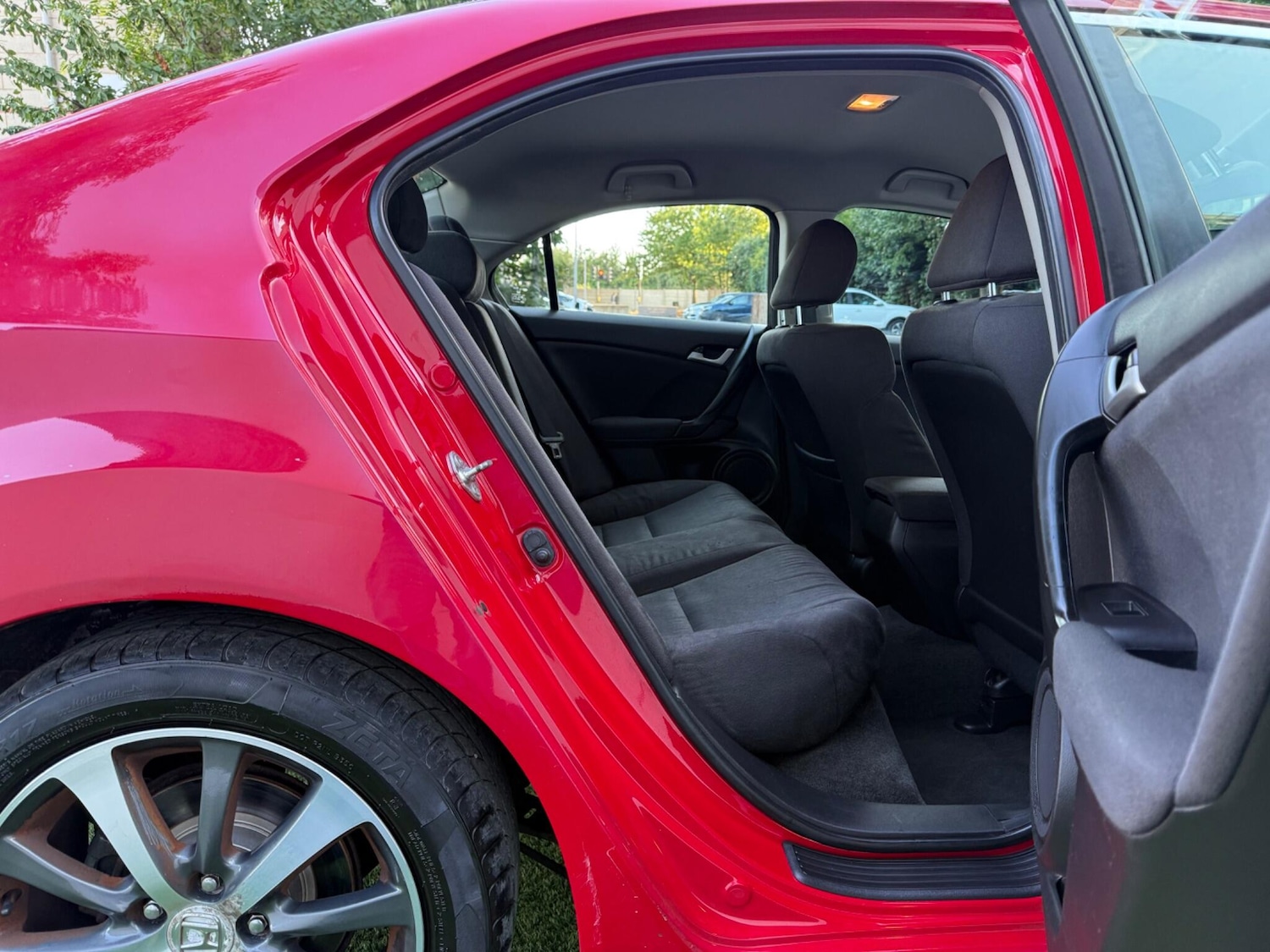 Used Honda Accord 2010 for sale - 76399326: Photo 17