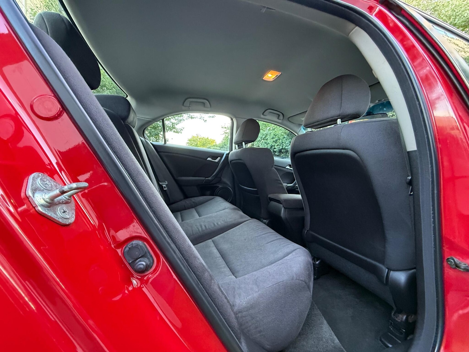 Used Honda Accord 2010 for sale - 76399326: Photo 18