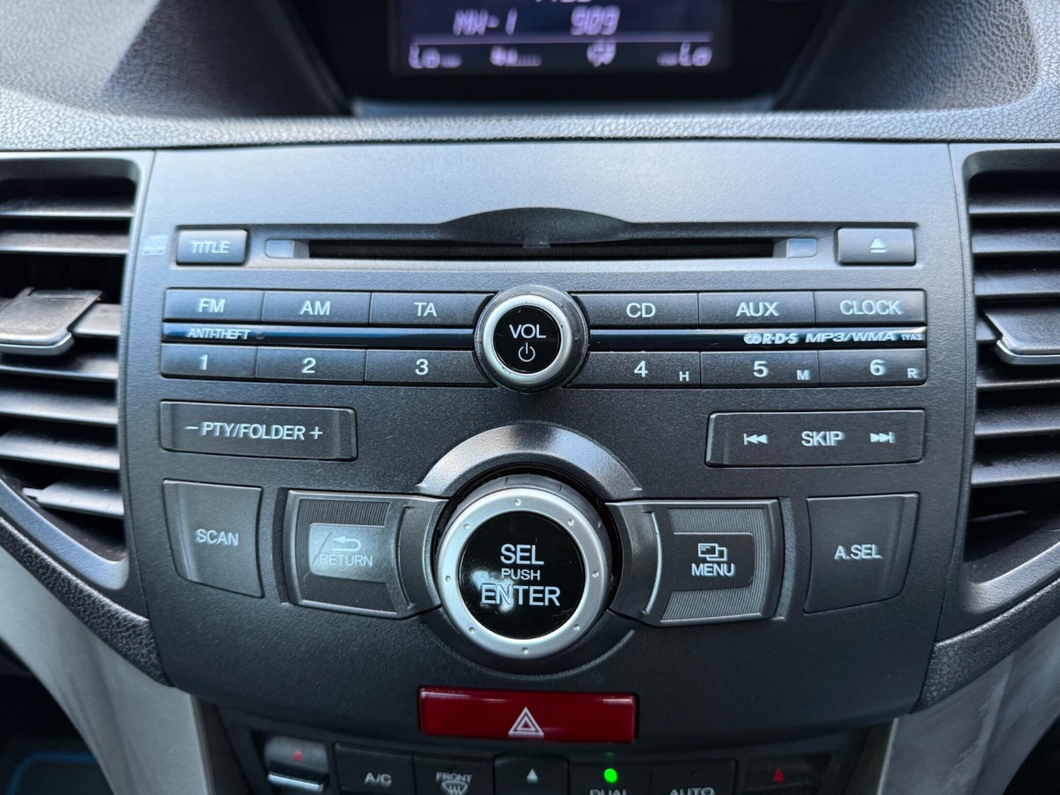 Used Honda Accord 2010 for sale - 76399326: Photo 43