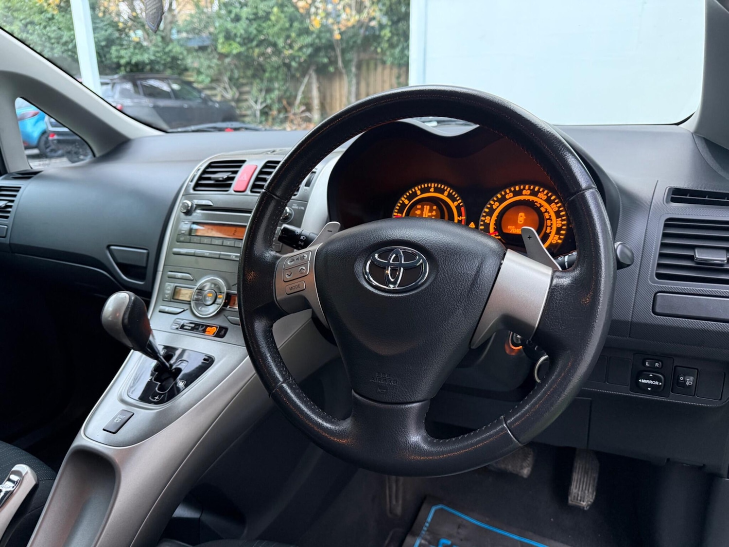 Used Toyota Auris 2008 for sale - 76432064: Photo 2