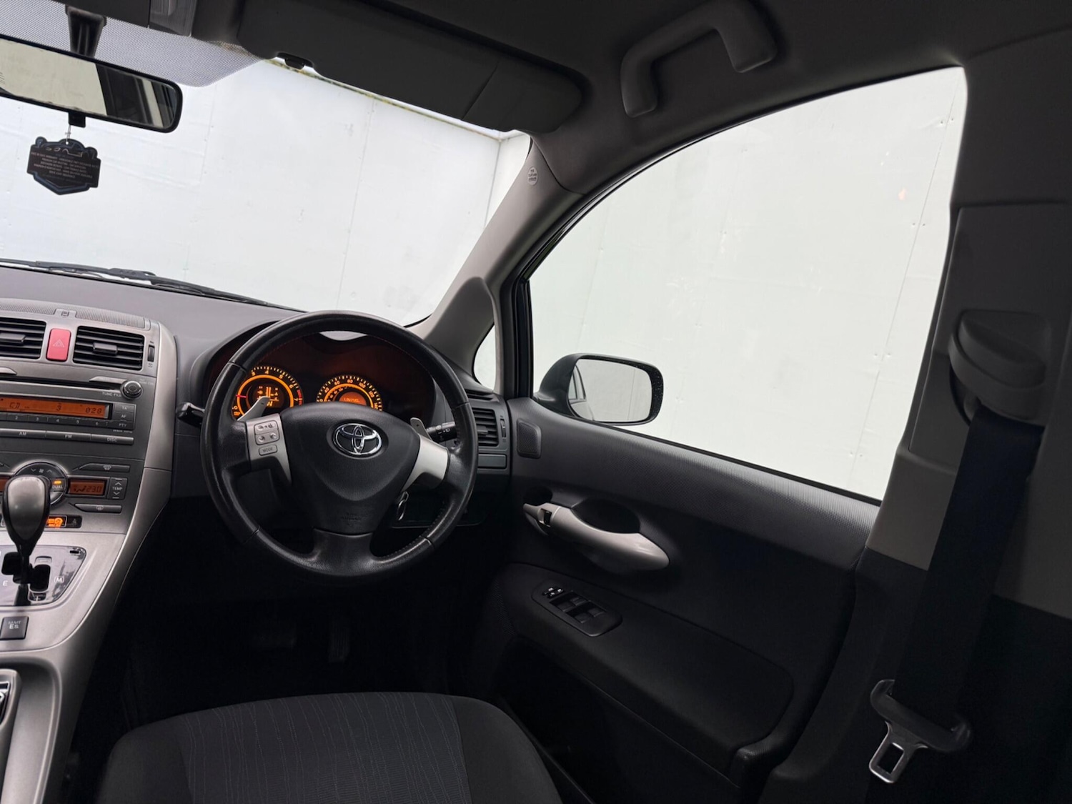 Used Toyota Auris 2008 for sale - 76432064: Photo 38