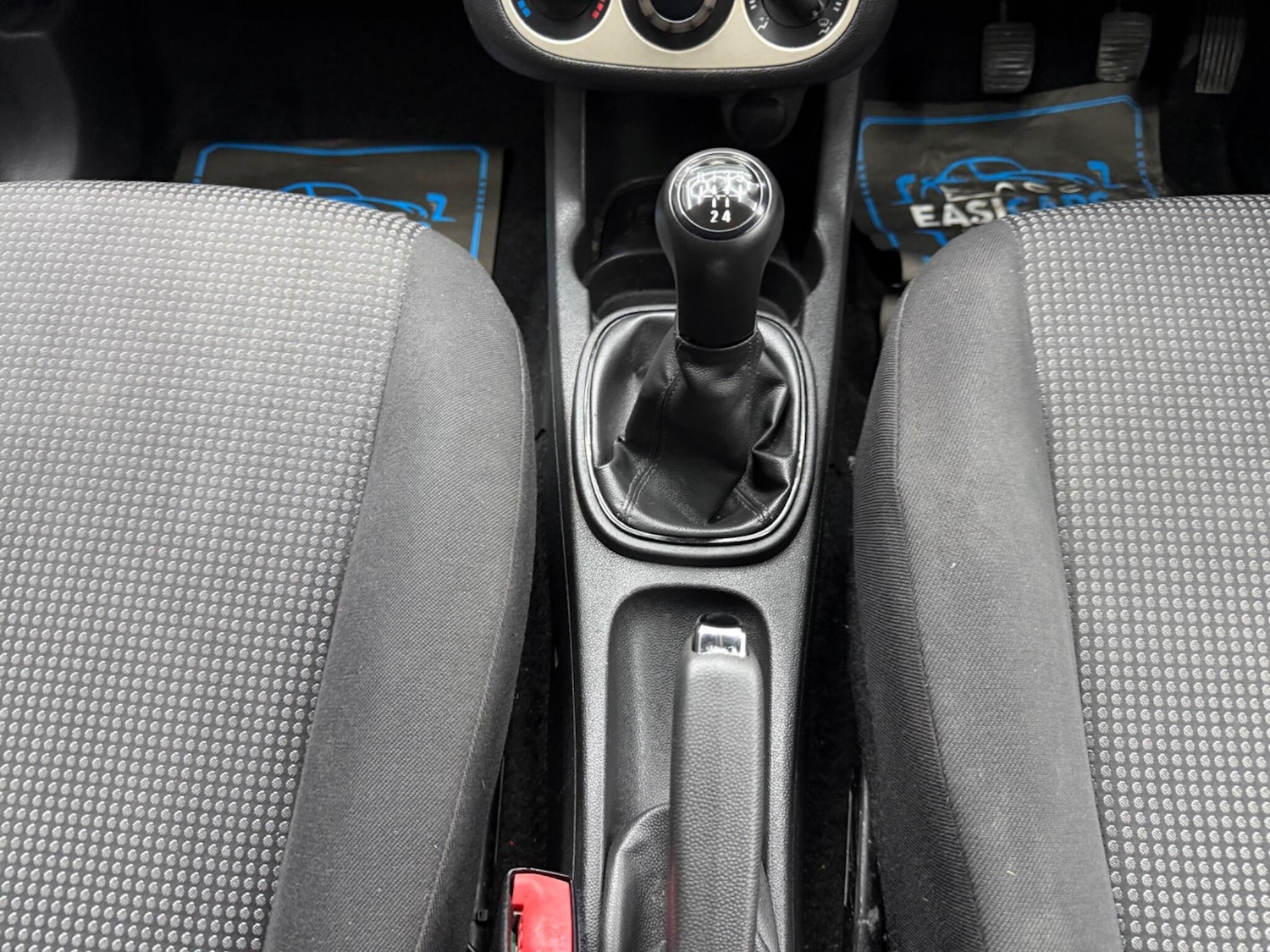 Used Vauxhall Corsa 2010 for sale - 77343862: Photo 28