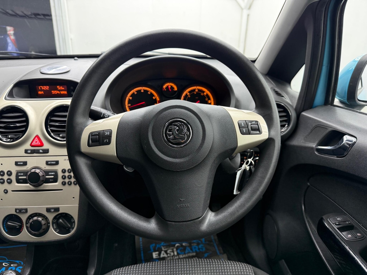 Used Vauxhall Corsa 2010 for sale - 77343862: Photo 29