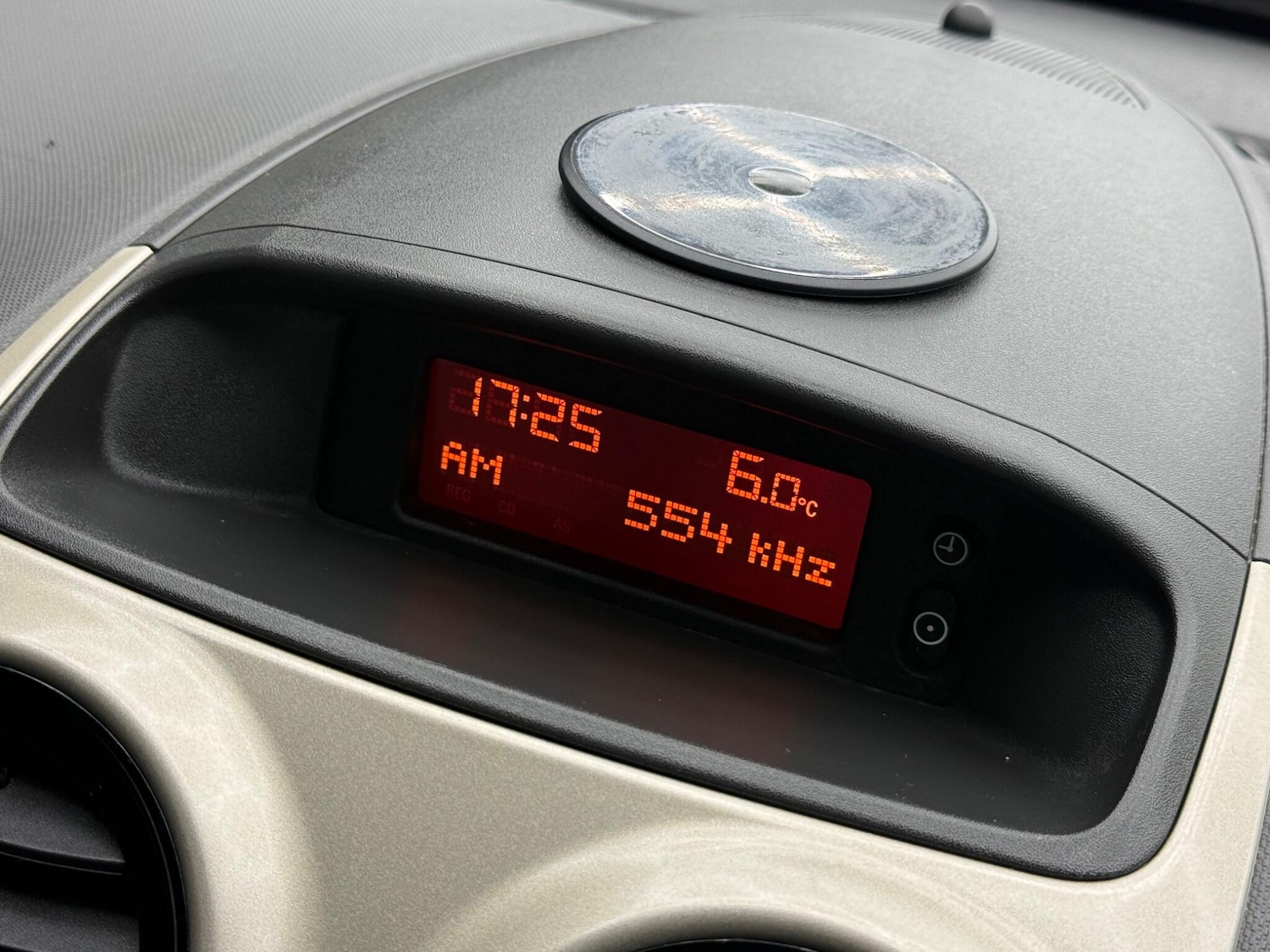 Used Vauxhall Corsa 2010 for sale - 77343862: Photo 40