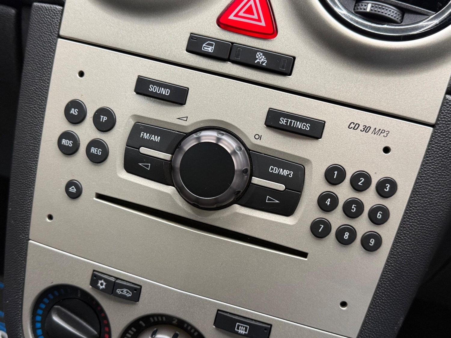 Used Vauxhall Corsa 2010 for sale - 77343862: Photo 42