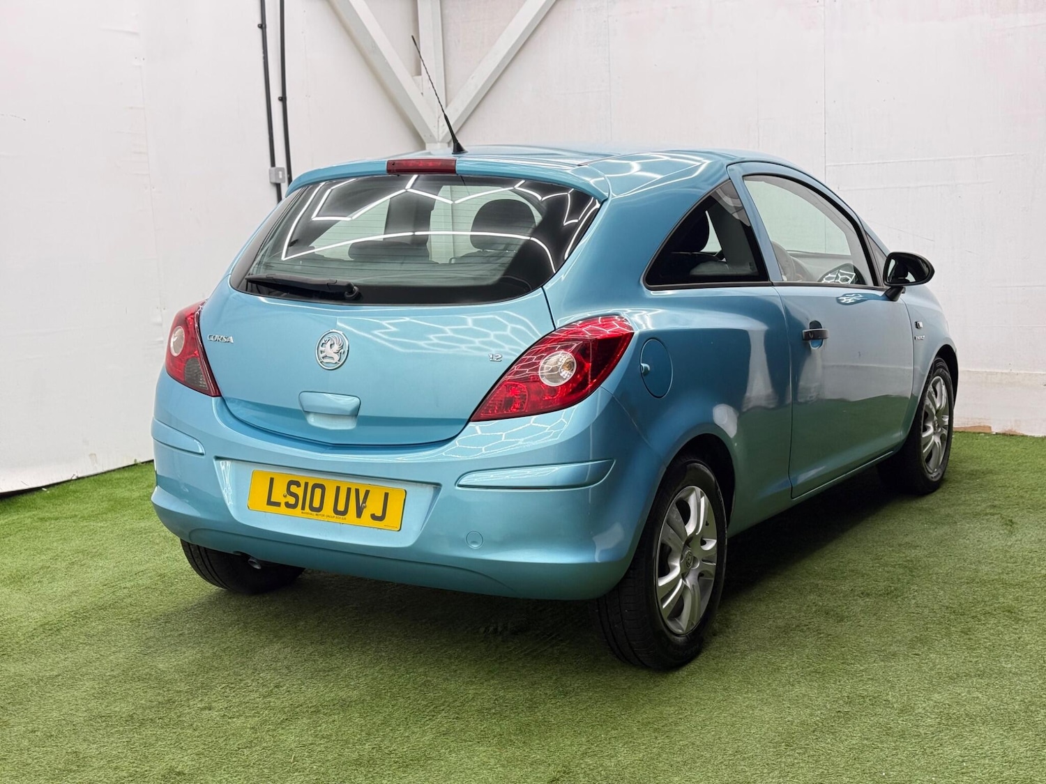 Used Vauxhall Corsa 2010 for sale - 77343862: Photo 6
