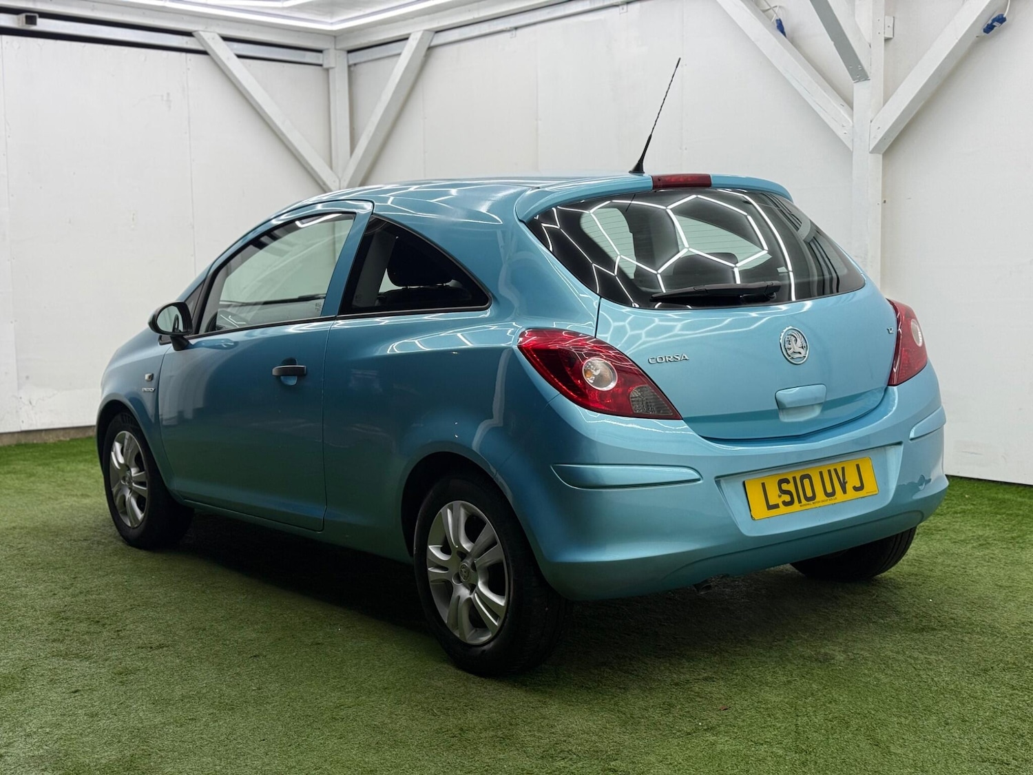 Used Vauxhall Corsa 2010 for sale - 77343862: Photo 9