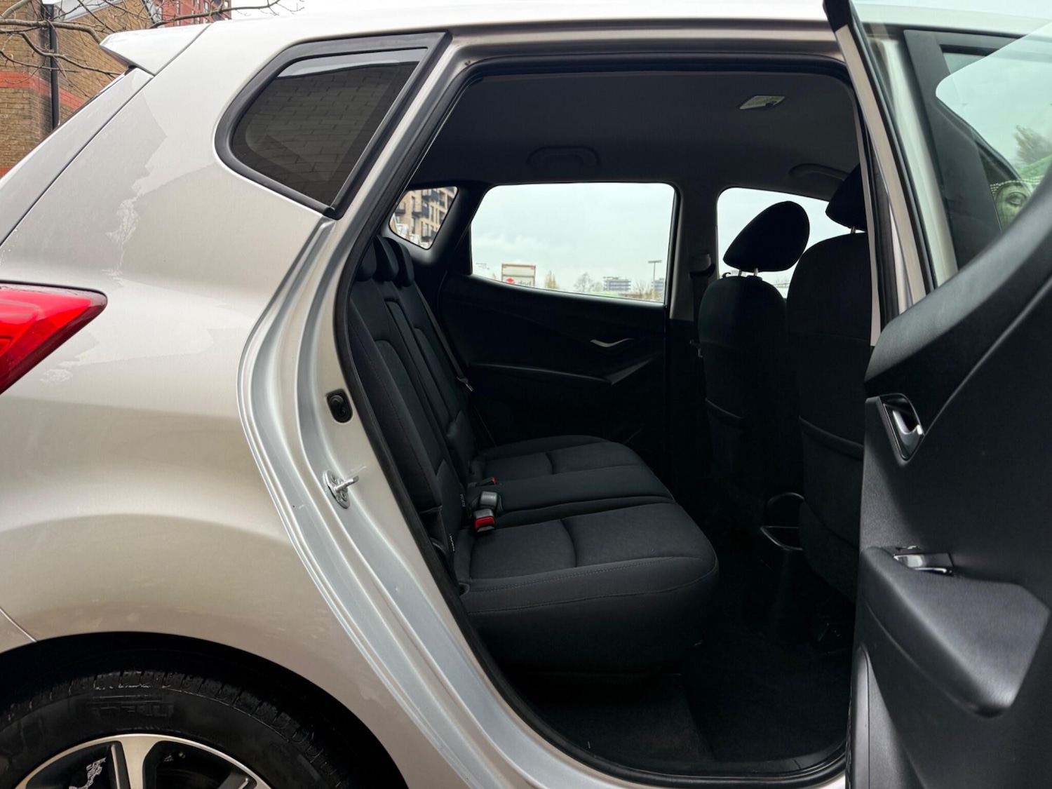 Used Hyundai Ix20 2015 for sale - 76597321: Photo 17