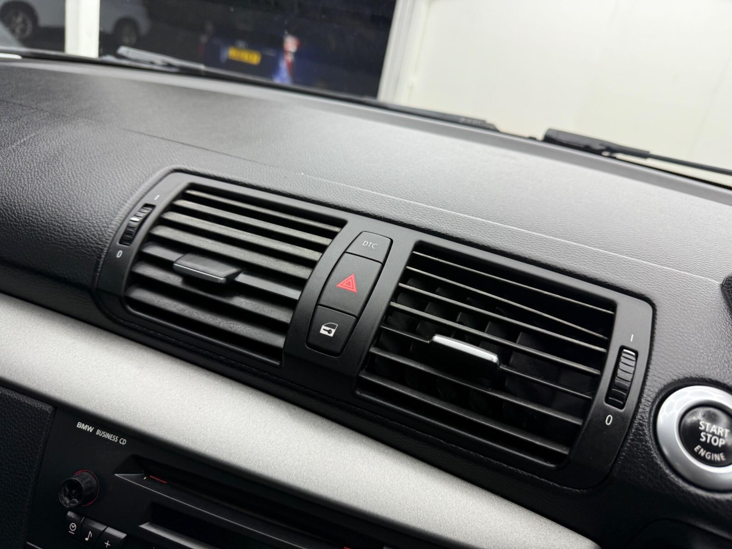 Used BMW 1 Series 2009 for sale - 77237775: Photo 44