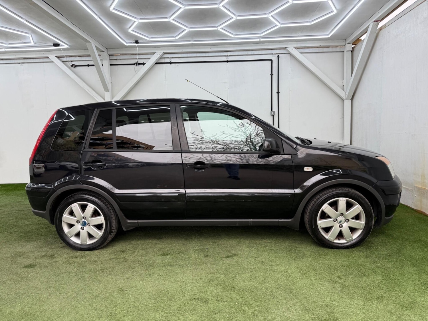 Used Ford Fusion 2008 for sale - 78100738: Photo 5