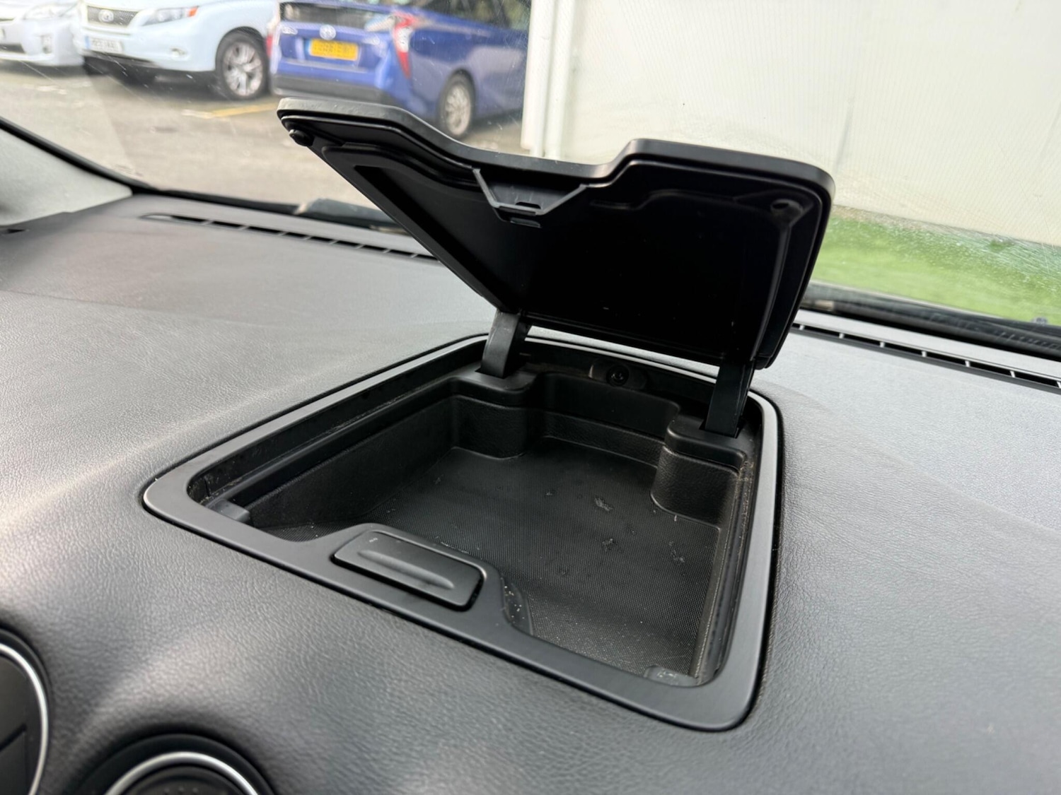 Used Ford Galaxy for sale - 77267991: Photo 47