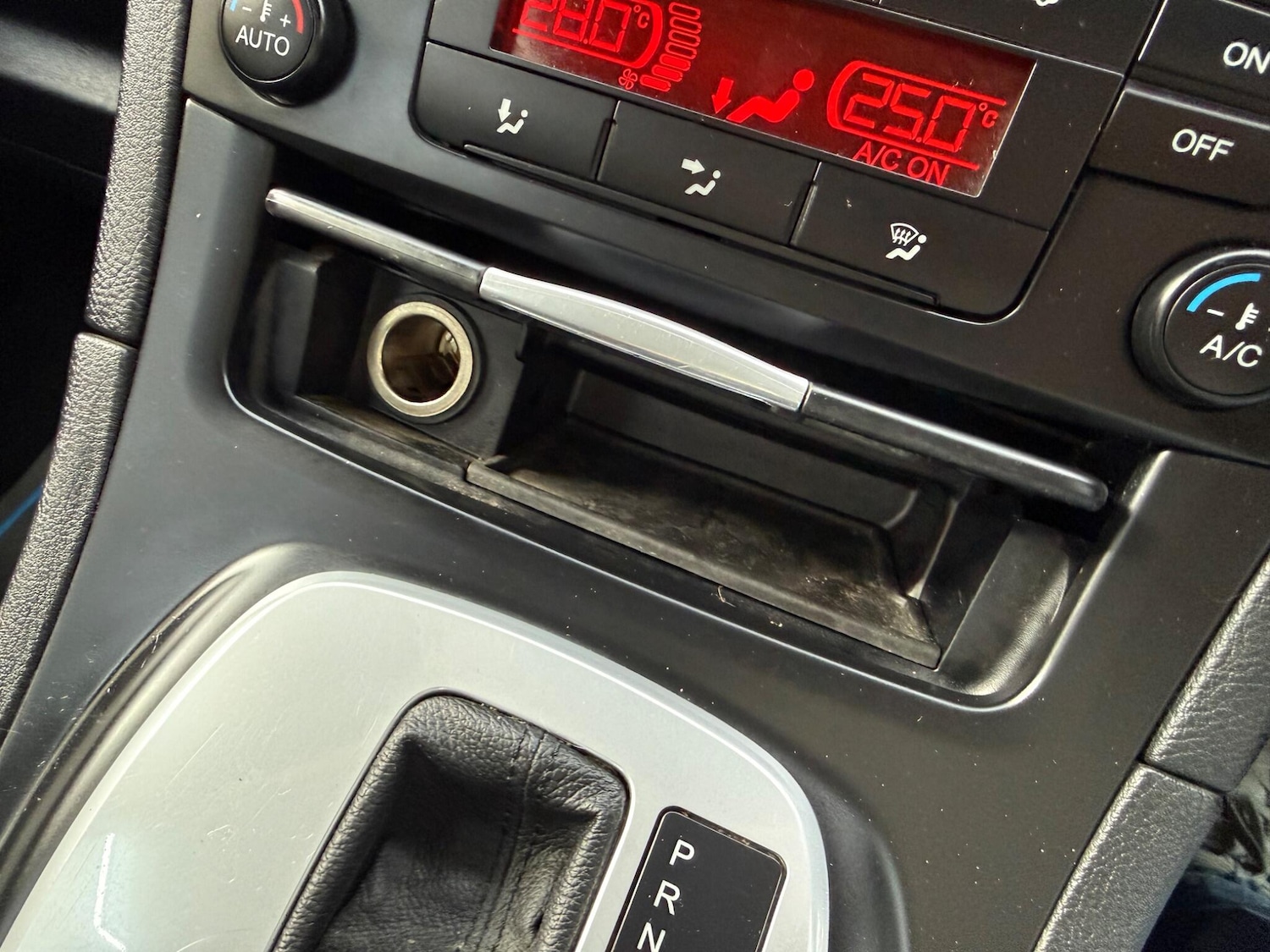 Used Ford Galaxy for sale - 77267991: Photo 51