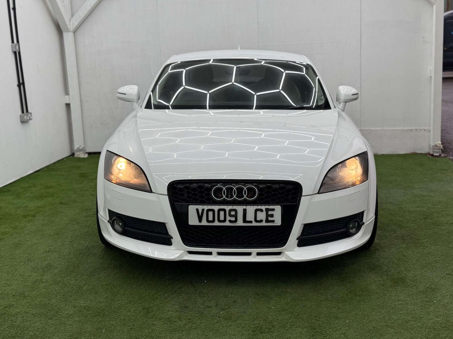 Used Audi TT 2009 for sale - 77255282: Photo 11