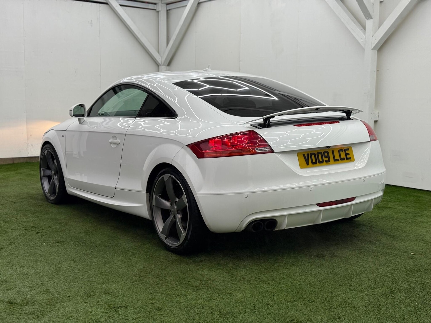 Used Audi TT 2009 for sale - 77255282: Photo 8