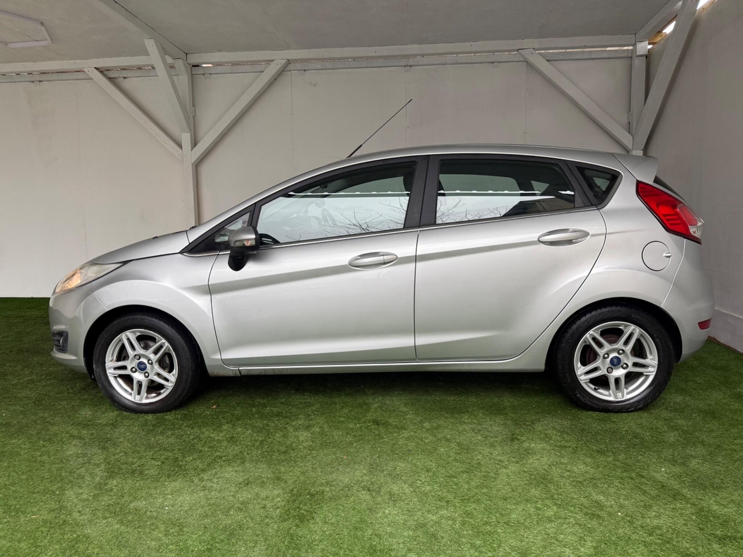 Used Ford Fiesta 2013 for sale - 76976137: Photo 10