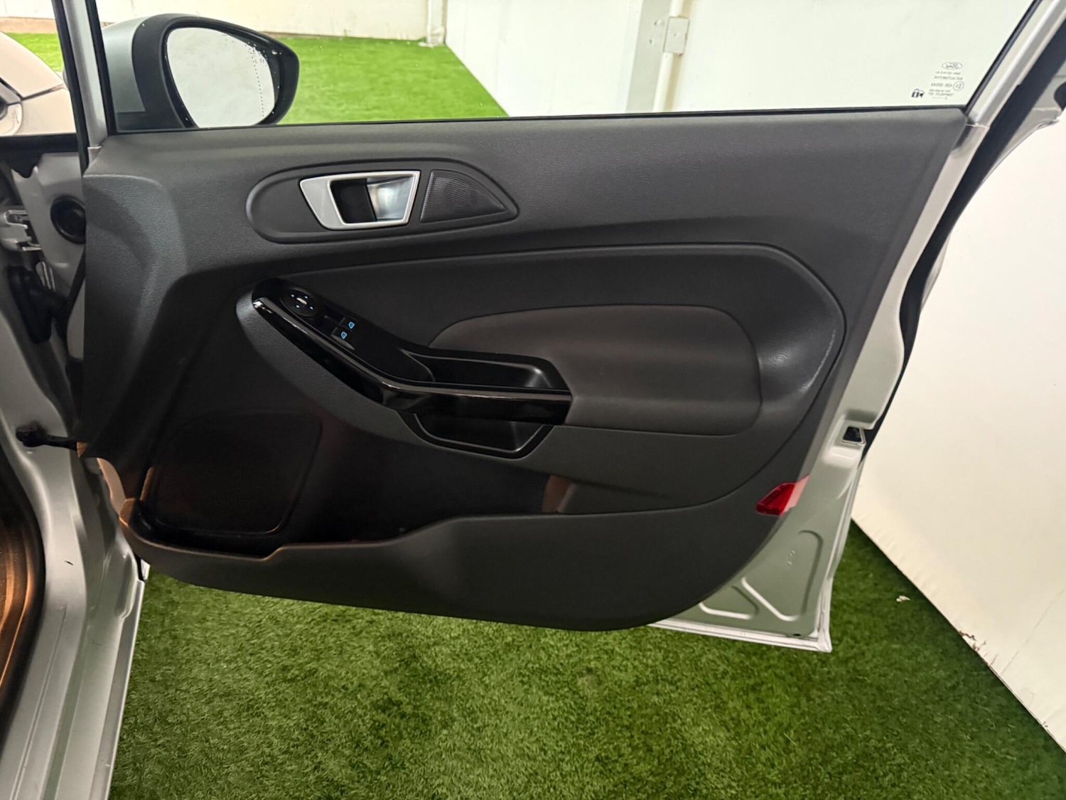 Used Ford Fiesta 2013 for sale - 76976137: Photo 17