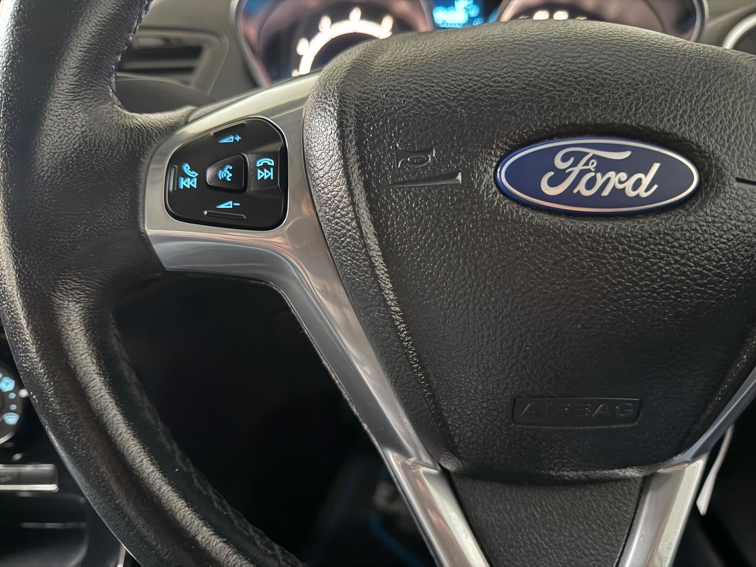 Used Ford Fiesta 2013 for sale - 76976137: Photo 34