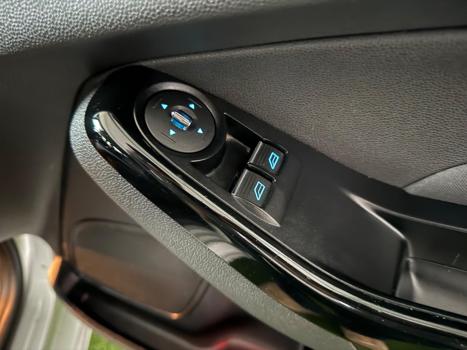 Used Ford Fiesta 2013 for sale - 76976137: Photo 39