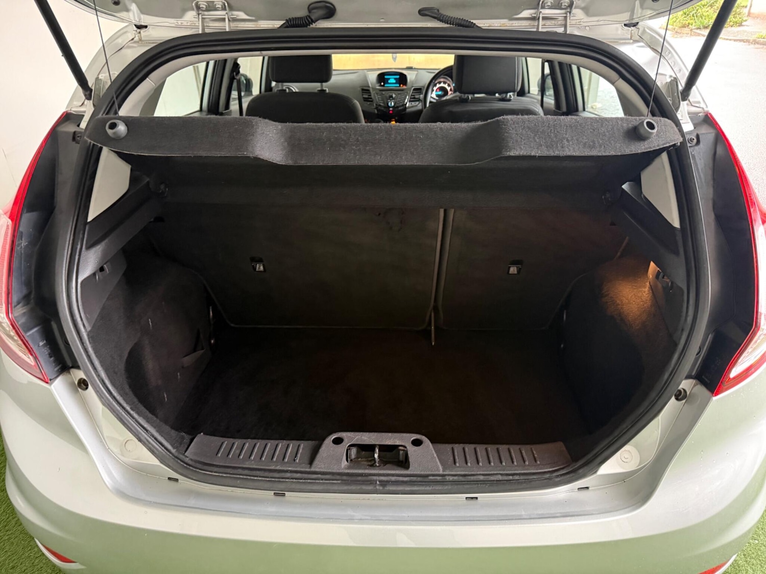 Used Ford Fiesta 2013 for sale - 76976137: Photo 8