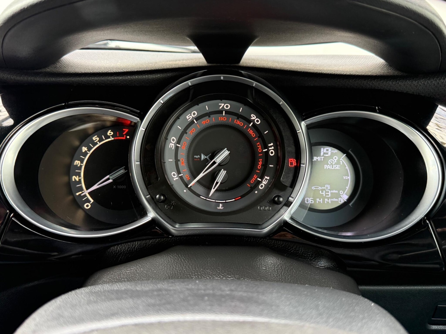 Used DS Automobiles DS 3 2015 for sale - 76371510: Photo 30