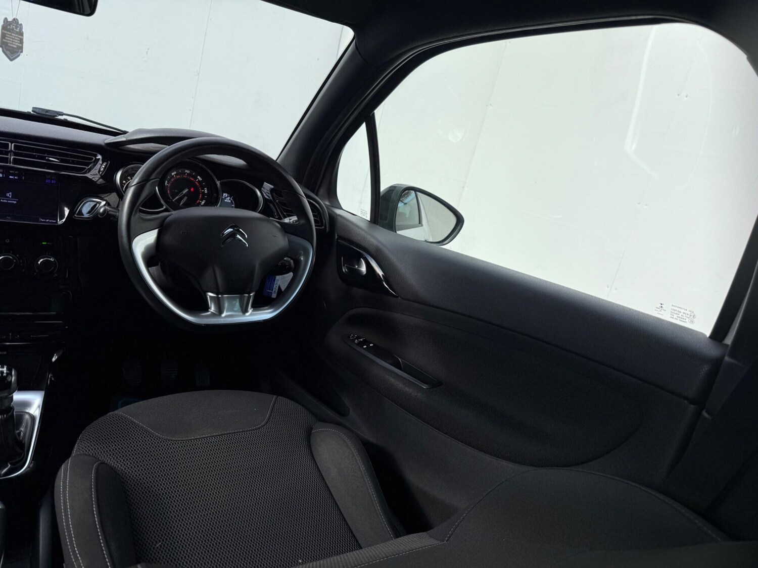 Used DS Automobiles DS 3 2015 for sale - 76371510: Photo 34