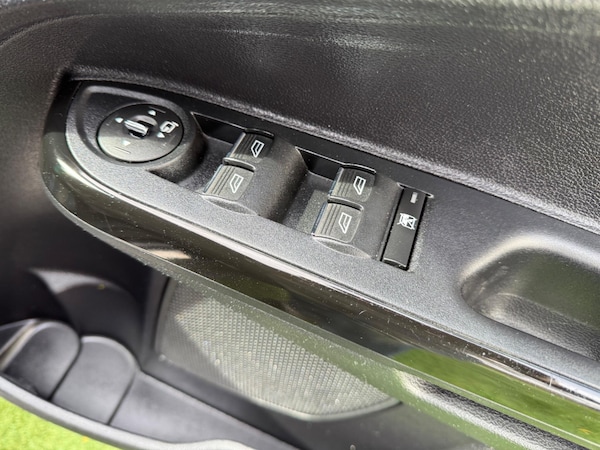 Used Ford B-MAX 2013 for sale - 76189943: Photo 37