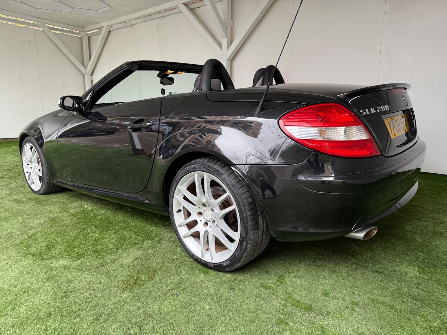 Used Mercedes-Benz SLK 2008 for sale - 76976694: Photo 15