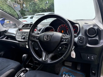 Used Honda Jazz 2015 for sale - 76484446: Photo