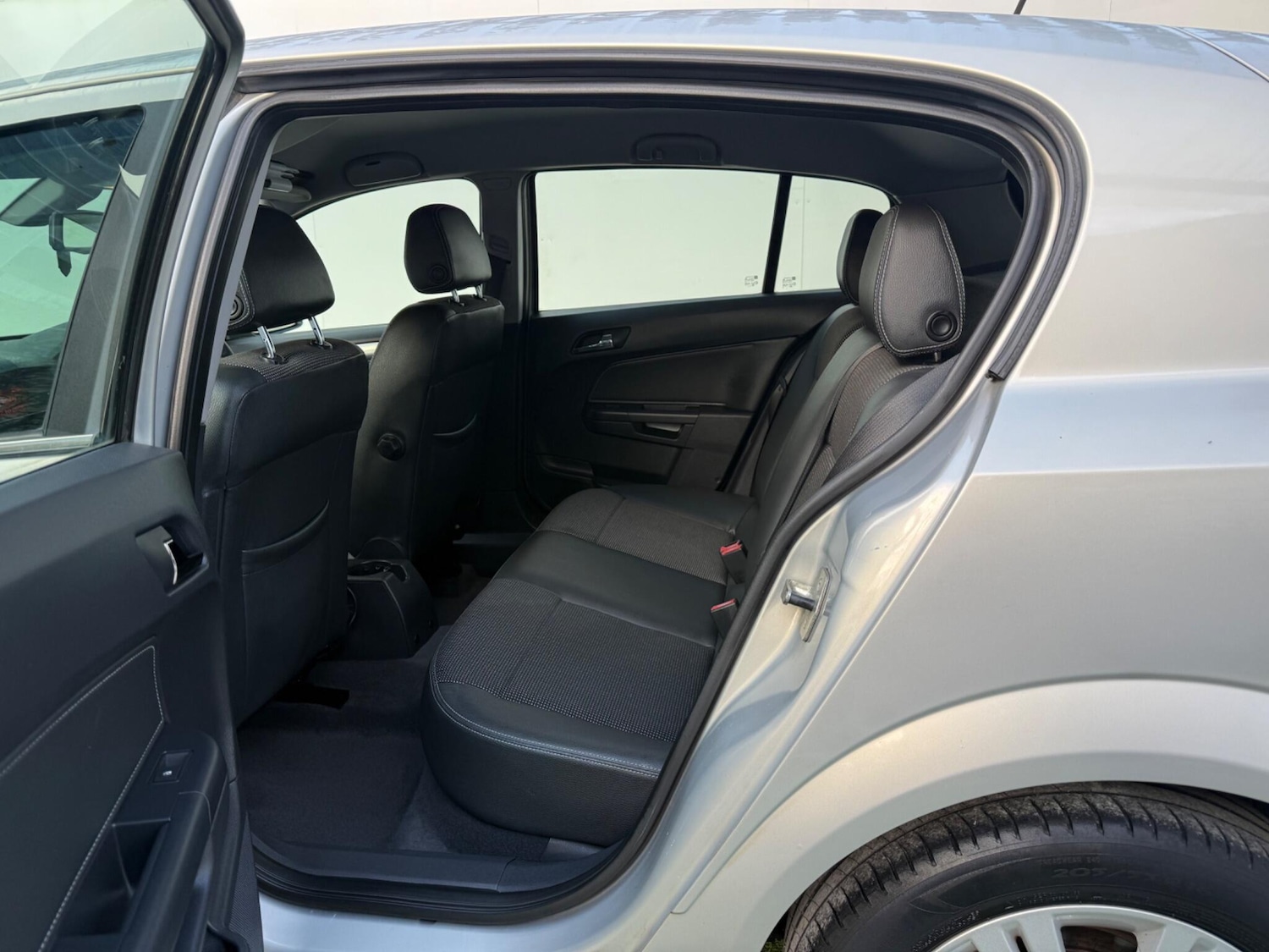 Used Vauxhall Astra 2008 for sale - 76398153: Photo 21