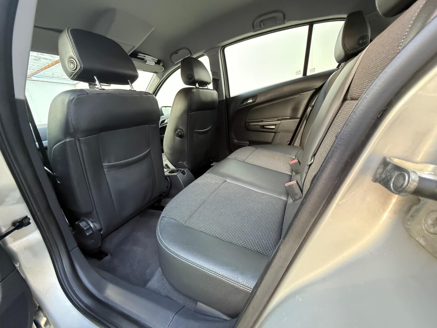 Used Vauxhall Astra 2008 for sale - 76398153: Photo 23