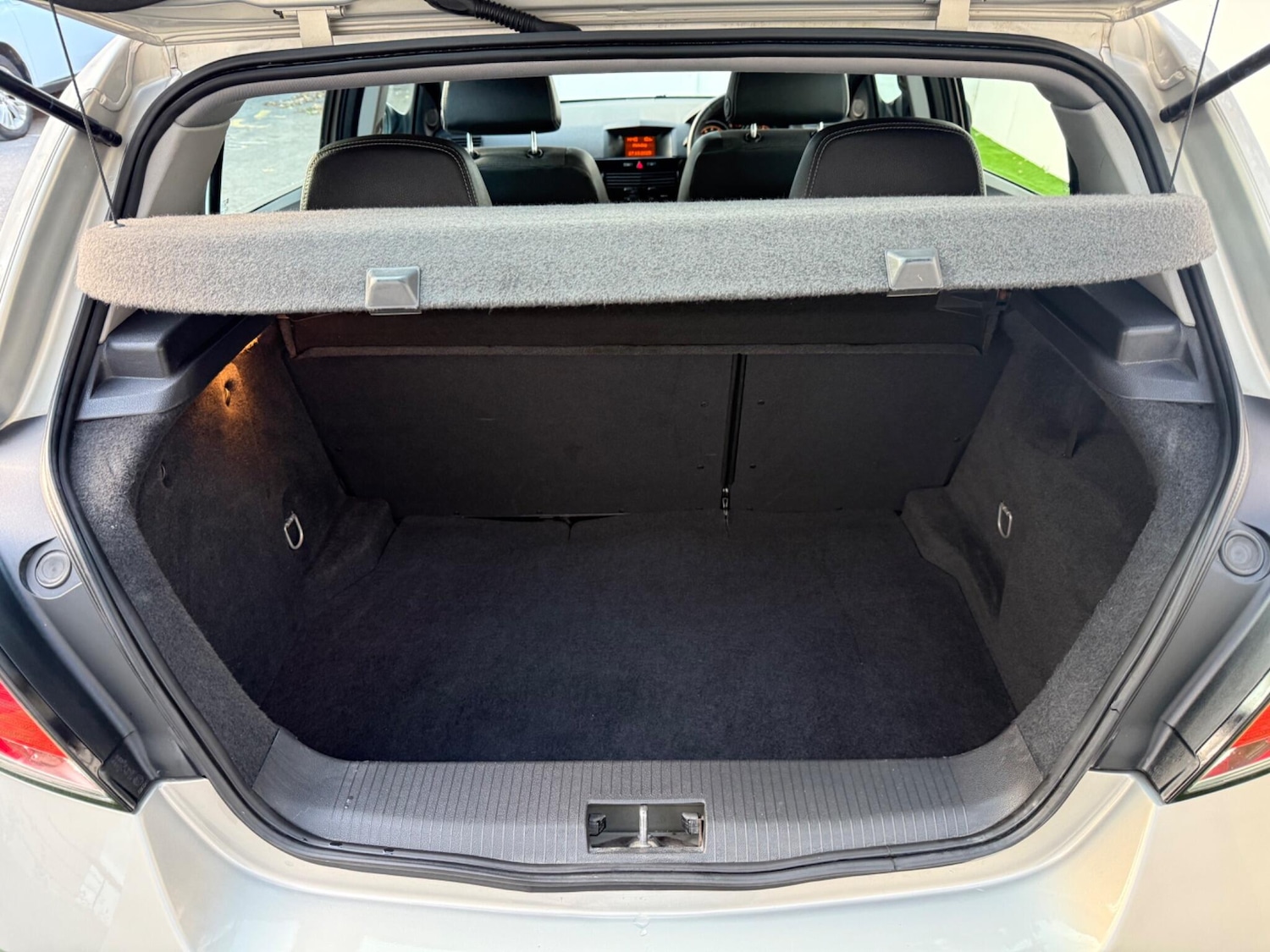 Used Vauxhall Astra 2008 for sale - 76398153: Photo 8