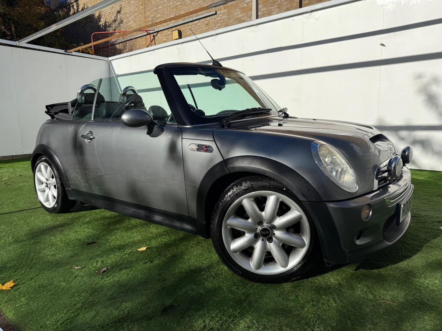 Used MINI Convertible for sale - 76440638: Photo 13
