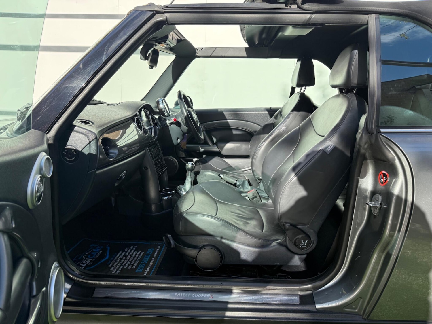 Used MINI Convertible for sale - 76440638: Photo 24