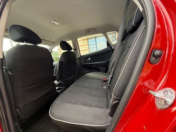 Used Kia Venga 2013 for sale - 74934370: Photo 24
