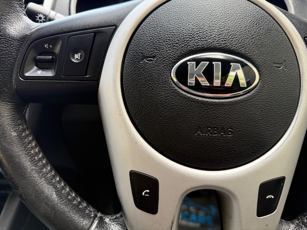 Used Kia Venga 2013 for sale - 74934370: Photo 33