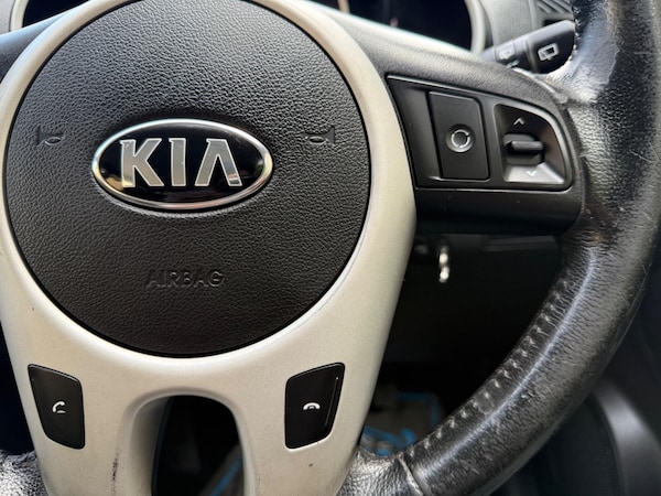 Used Kia Venga 2013 for sale - 74934370: Photo 34