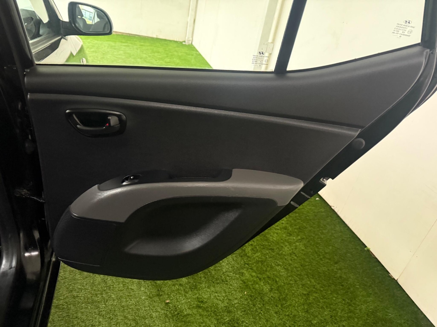 Used Hyundai i10 2011 for sale - 76990788: Photo 20