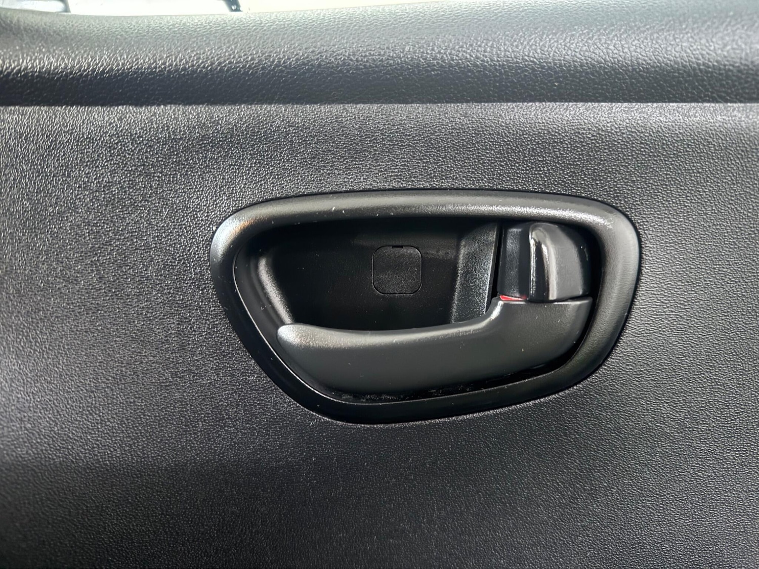 Used Hyundai i10 2011 for sale - 76990788: Photo 38