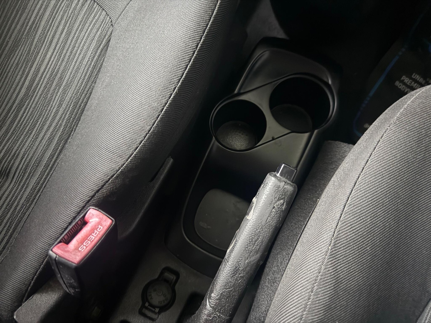 Used Hyundai i10 2011 for sale - 76990788: Photo 43