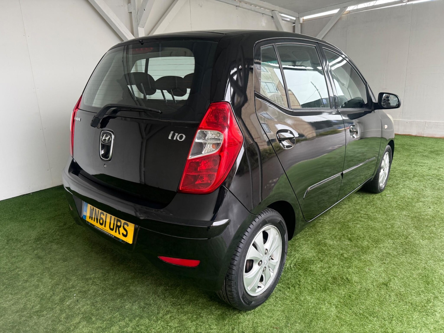 Used Hyundai i10 2011 for sale - 76990788: Photo 6