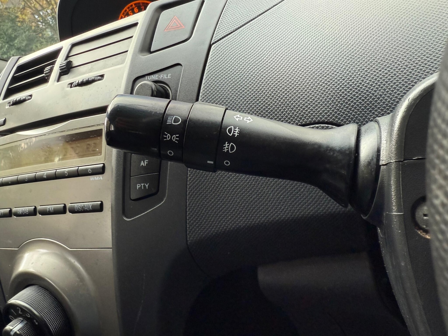 Used Toyota Yaris 2011 for sale - 76398154: Photo 34