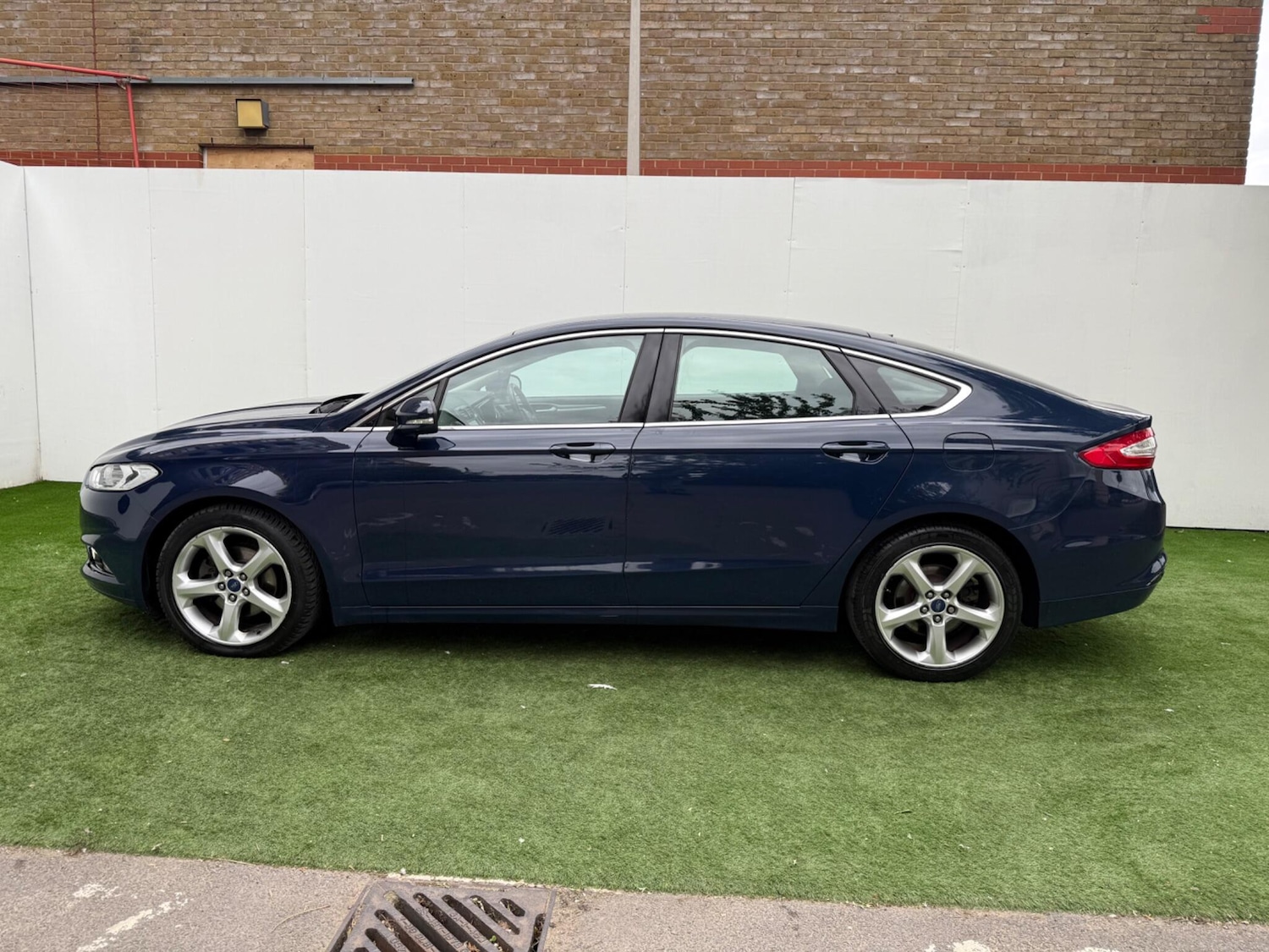 Used Ford Mondeo 2016 for sale - 75808988: Photo 10