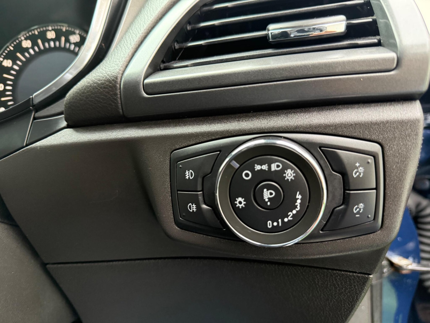 Used Ford Mondeo 2016 for sale - 75808988: Photo 42