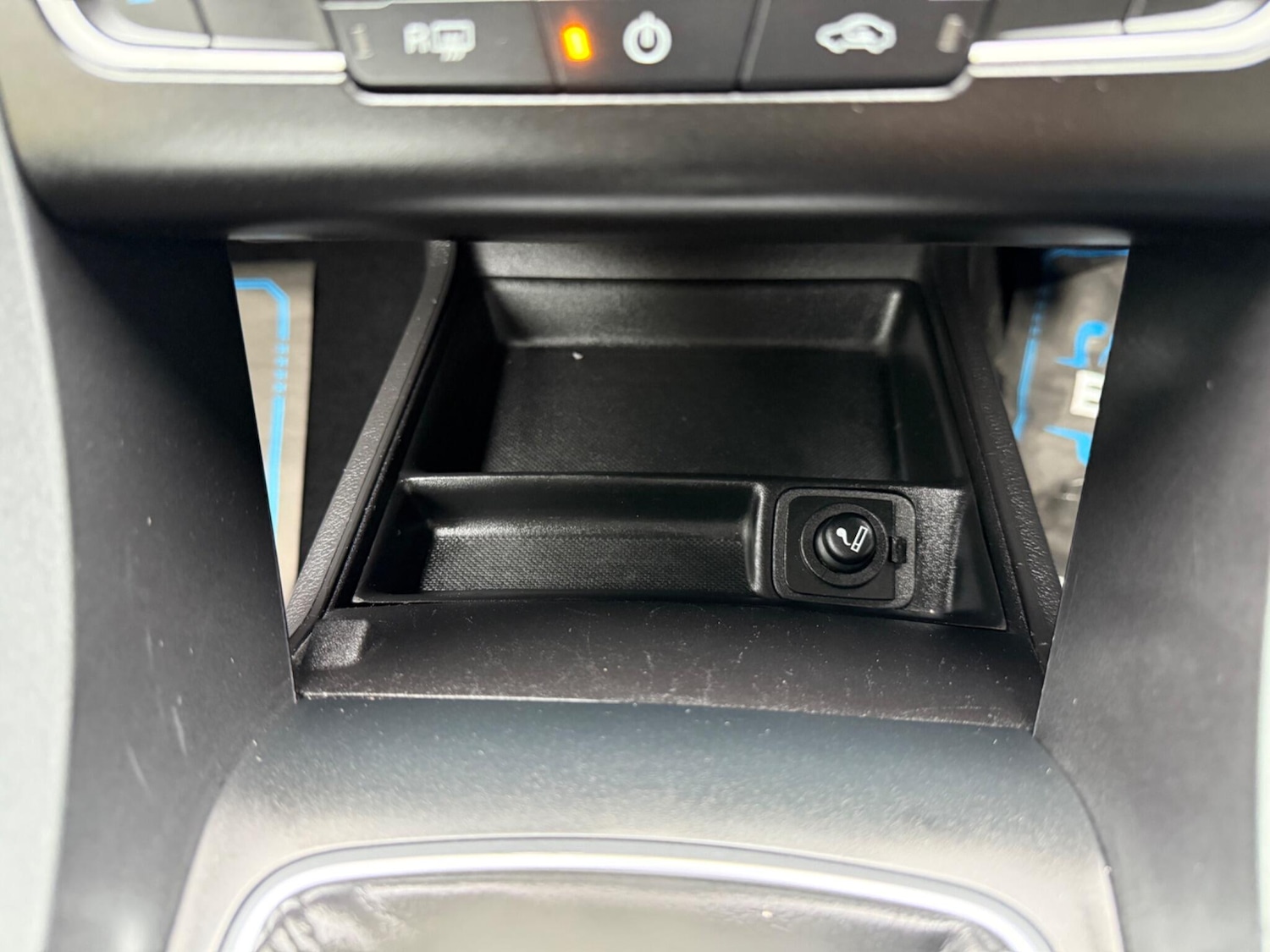 Used Ford Mondeo 2016 for sale - 75808988: Photo 52