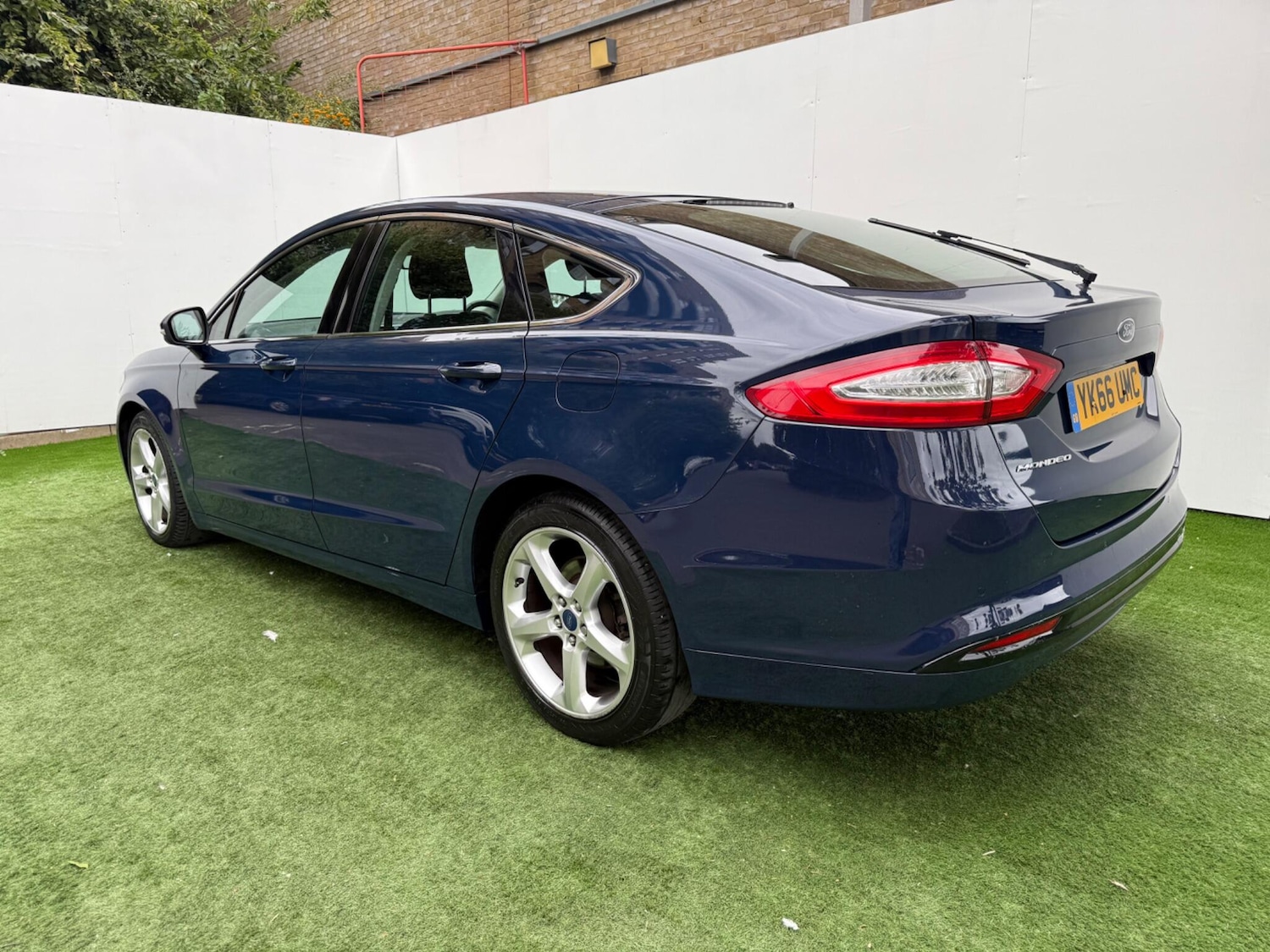 Used Ford Mondeo 2016 for sale - 75808988: Photo 9