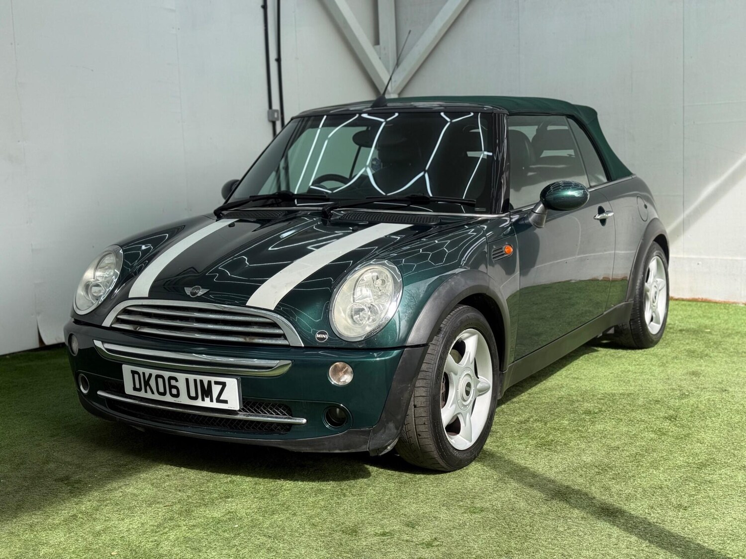 Used MINI Convertible for sale - 78148091: Photo 11