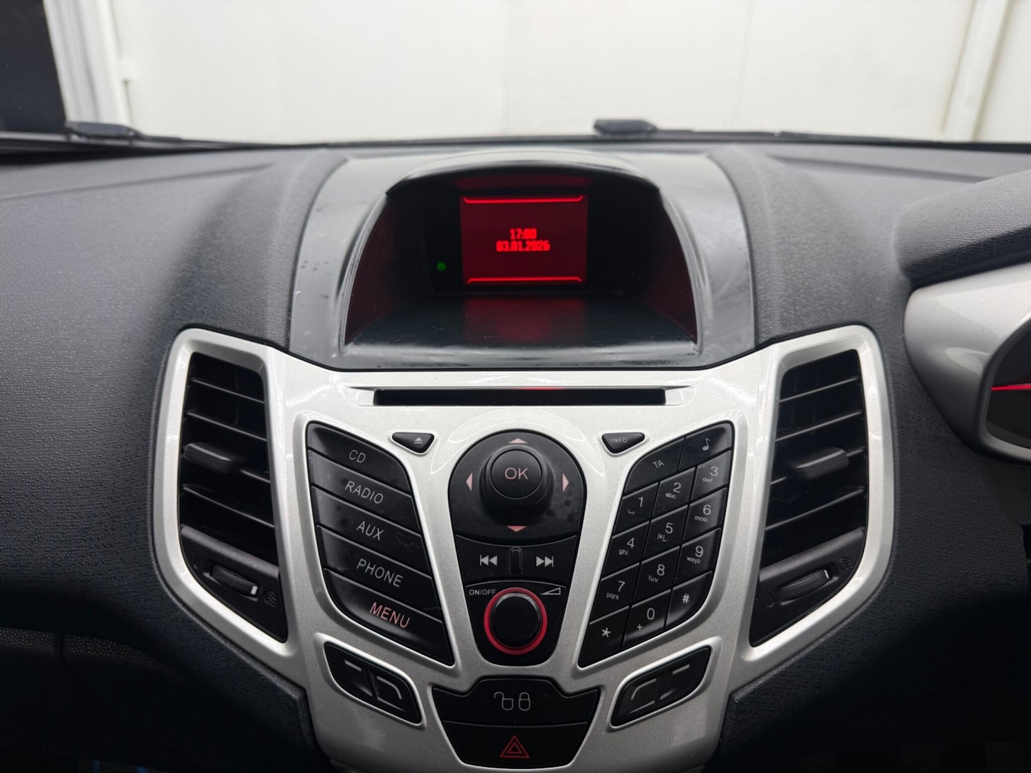 Used Ford Fiesta 2012 for sale - 77097827: Photo 28