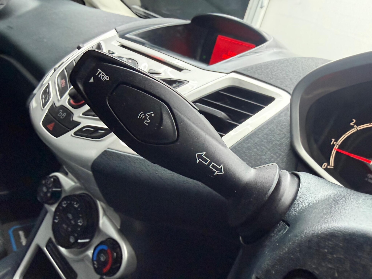 Used Ford Fiesta 2012 for sale - 77097827: Photo 34