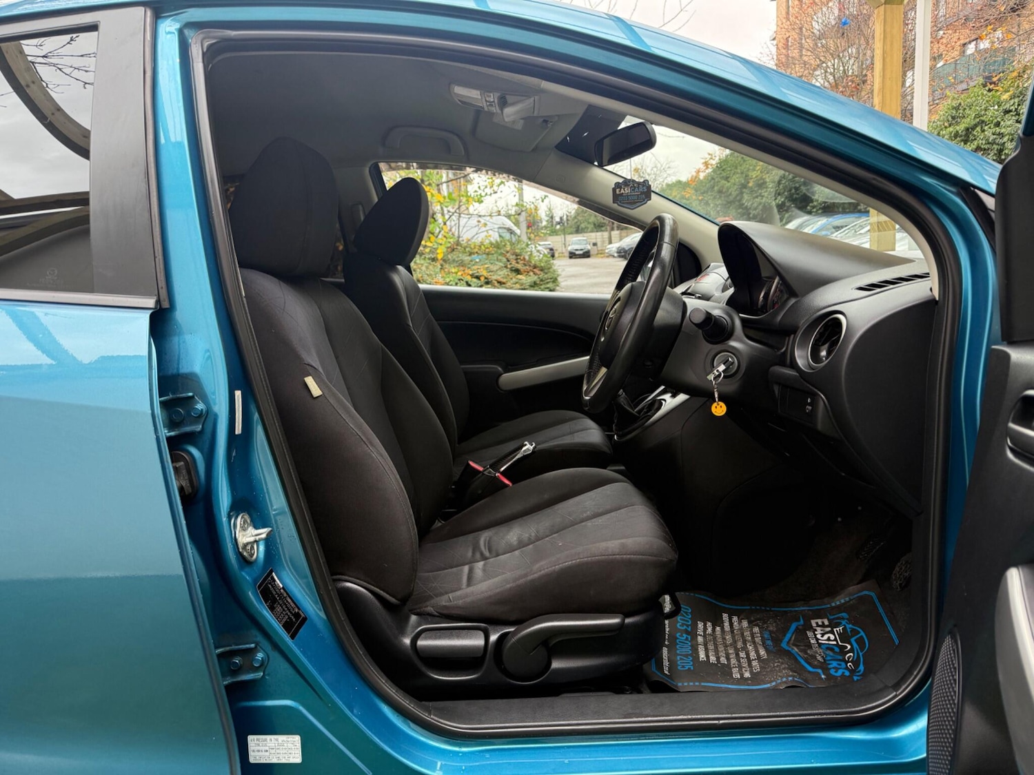 Used Mazda Mazda2 2012 for sale - 76823720: Photo 14